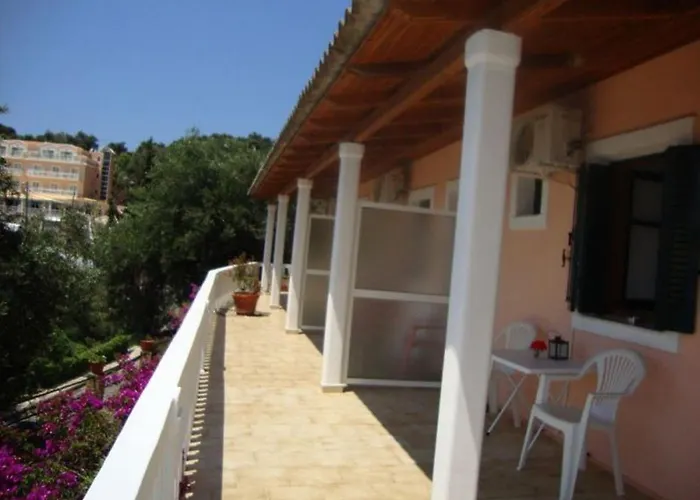 Anthimos Rooms